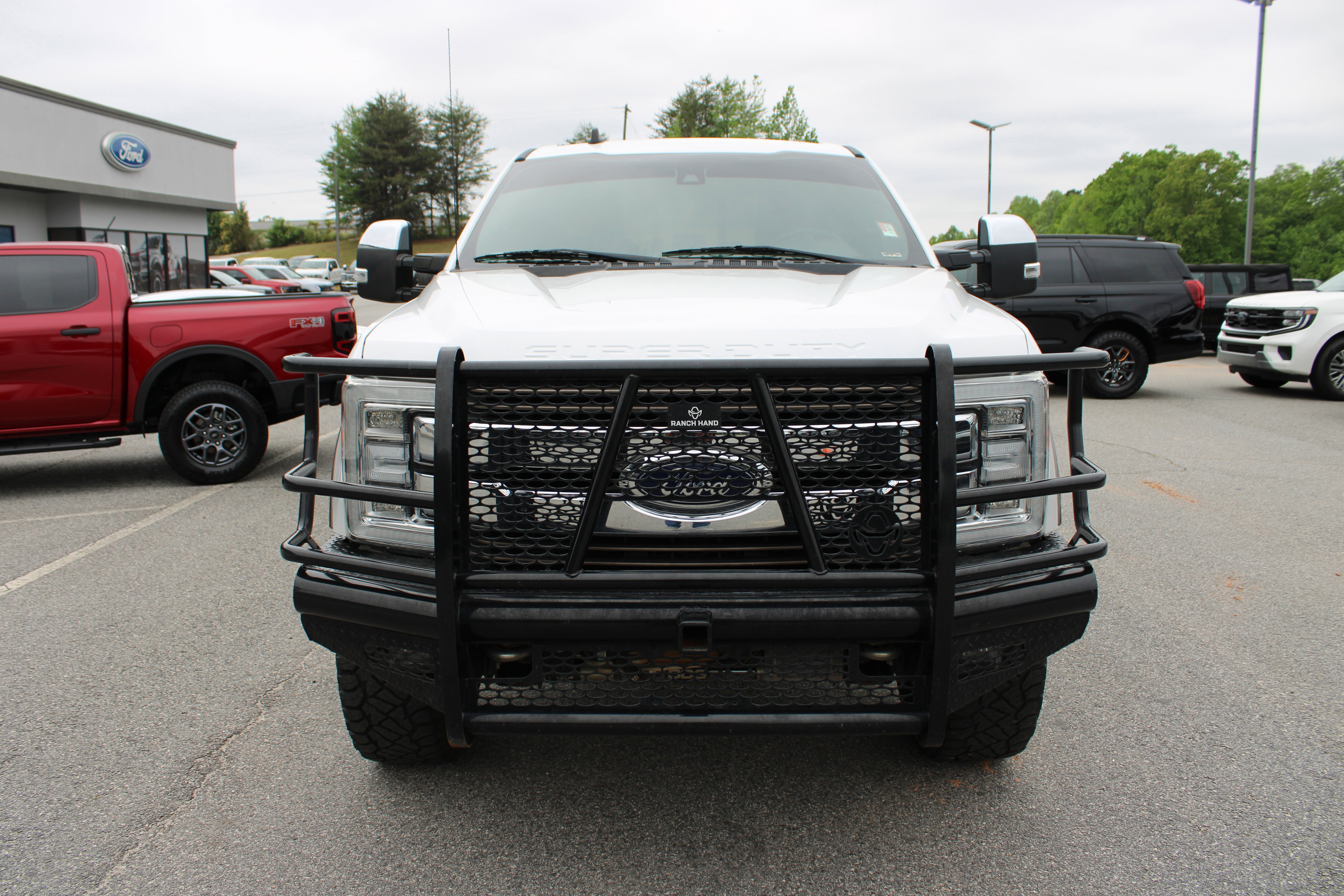Used 2019 Ford F350 King Ranch w/ King Ranch Ultimate Package AWD/4WD image 3