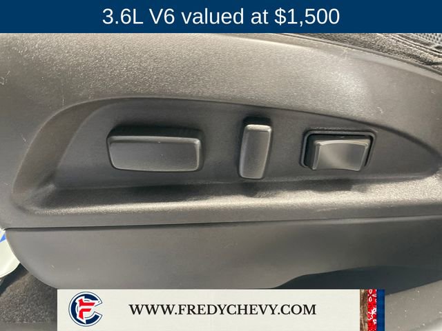 Used 2016 Chevrolet Equinox LT w/ Convenience Package image 3