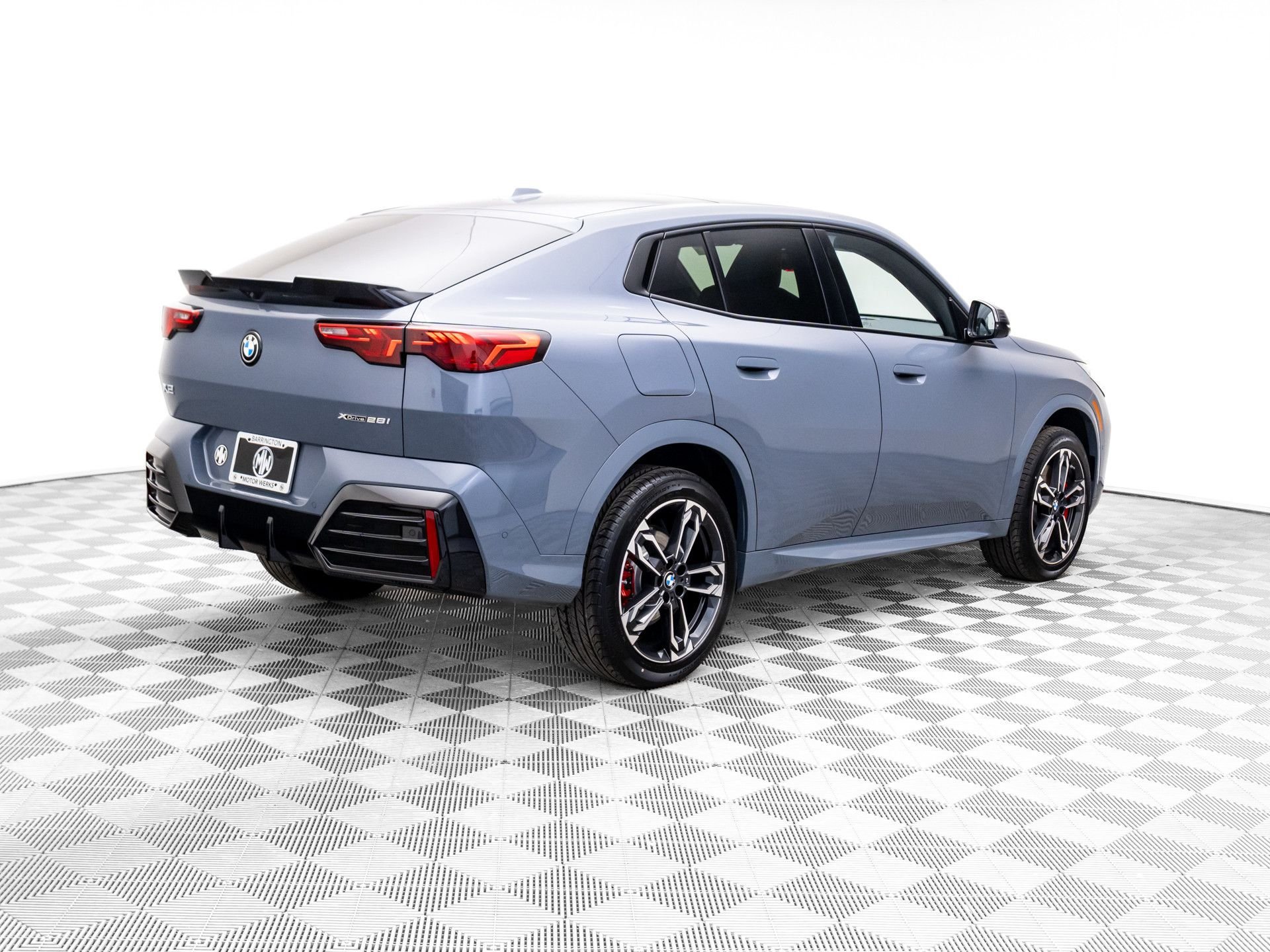 New 2026 BMW X2 xDrive28i w/ Technology Package AWD/4WD image 6