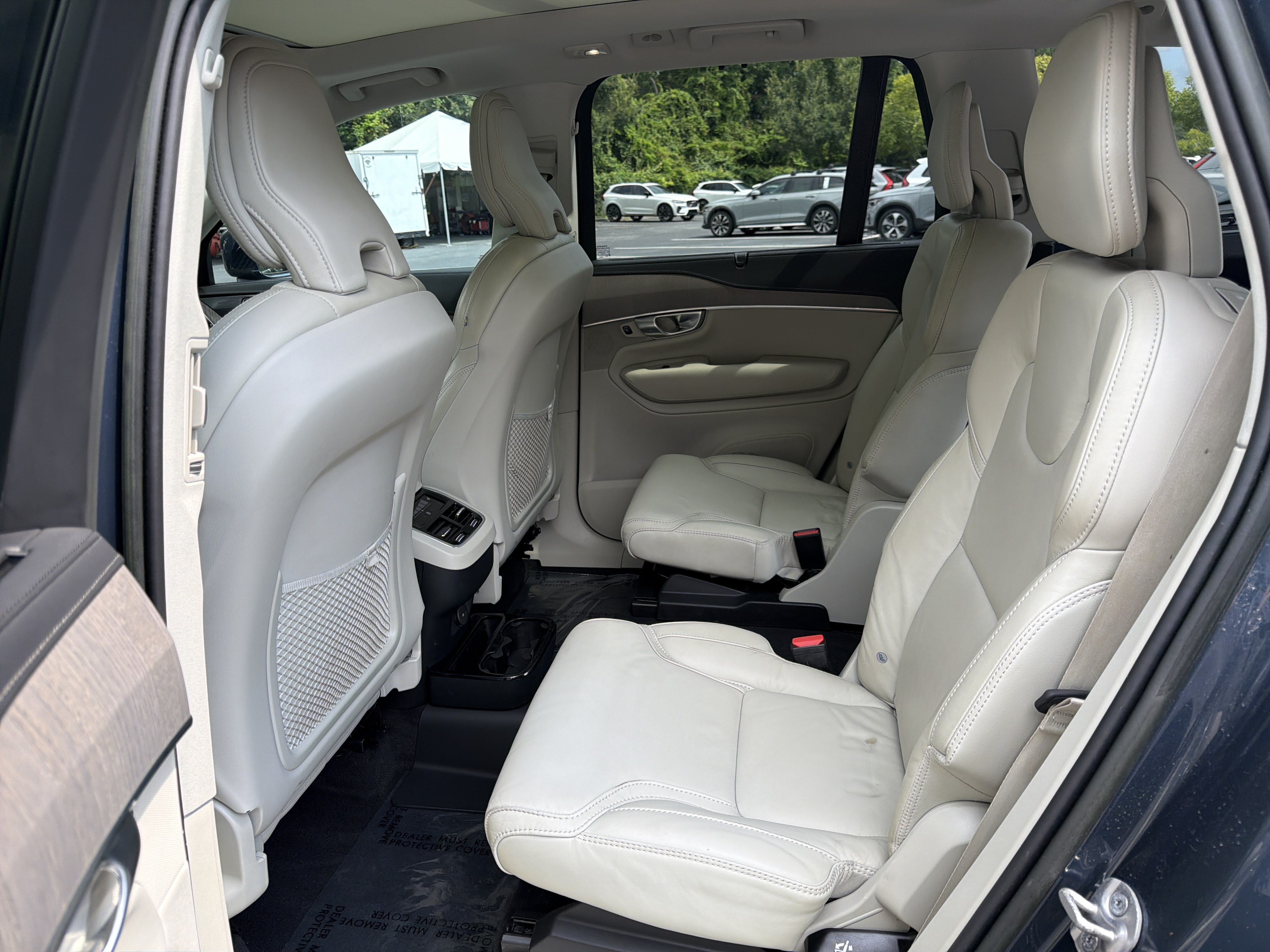 Certified 2023 Volvo XC90 B6 Ultimate w/ Protection Package Premier AWD/4WD image 66