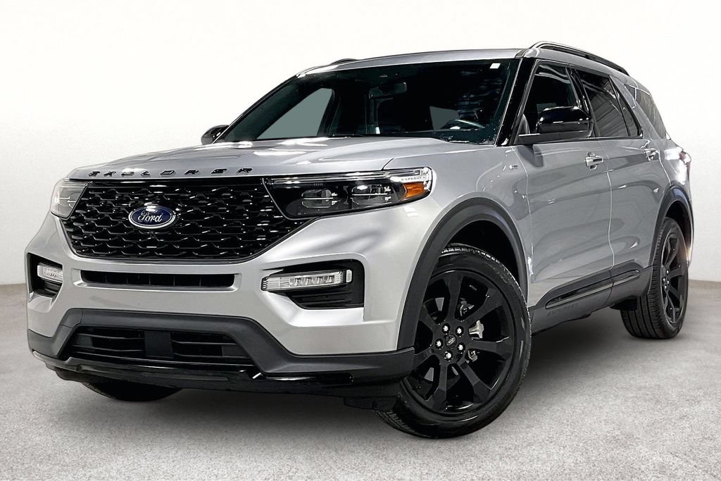 Used 2024 Ford Explorer ST-Line w/ Class IV Trailer Tow Package AWD/4WD image 14
