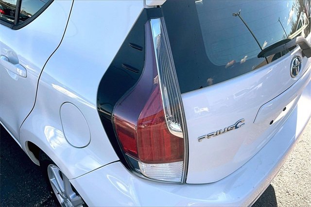Used 2015 Toyota Prius C Four image 28