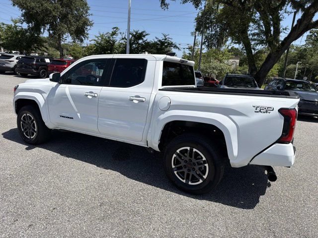 Certified 2026 Toyota Tacoma TRD Sport AWD/4WD image 4