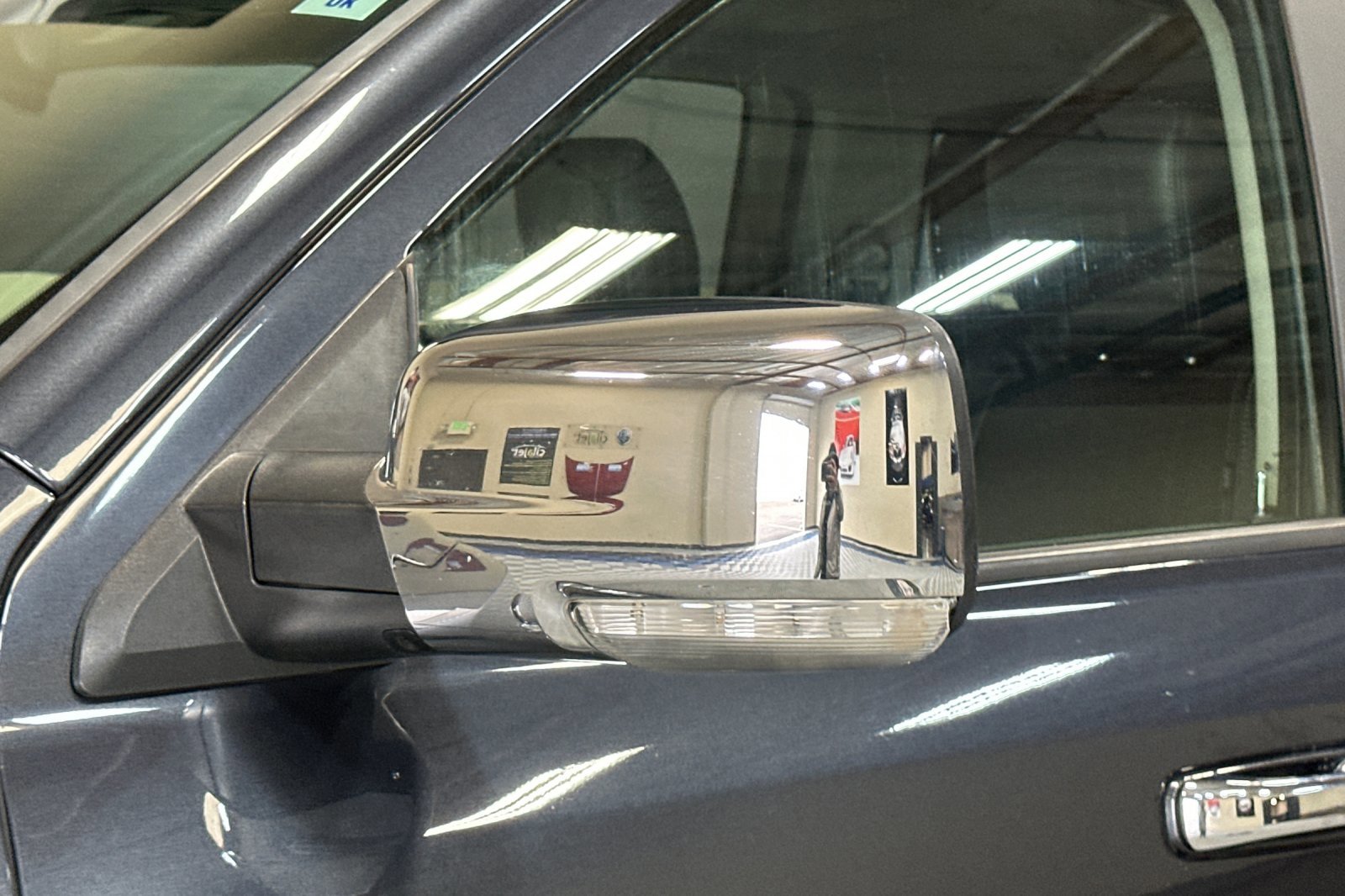 Used 2017 RAM 1500 Laramie image 47