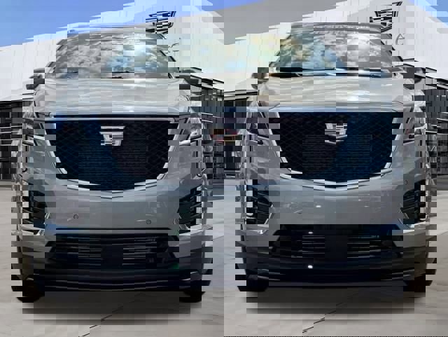 New 2025 Cadillac XT5 Sportv w/ Technology Package AWD/4WD image 4