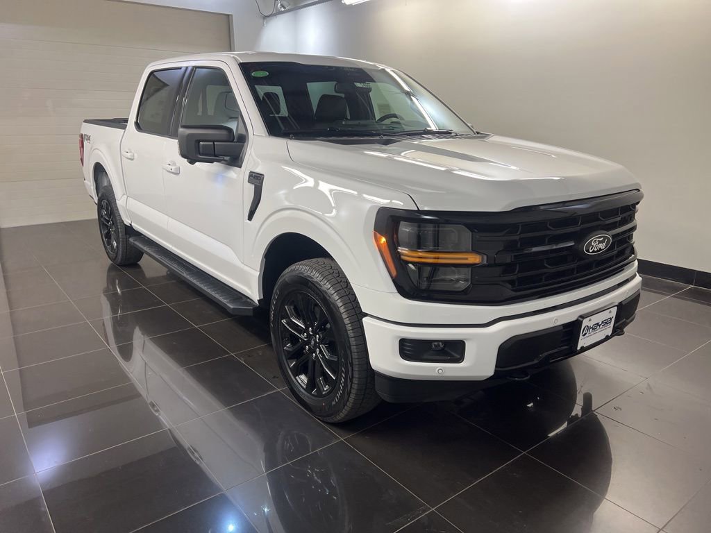 New 2026 Ford F150 XLT w/ Equipment Group 302A MID