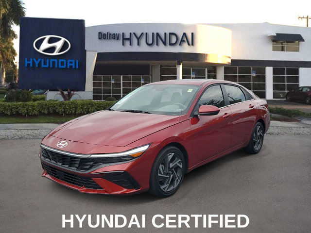 Used 2025 Hyundai Elantra SEL FWD image 3