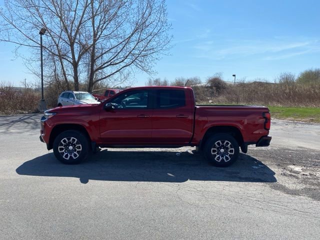 Used 2024 Chevrolet Colorado LT w/ LT Convenience Package III image 6