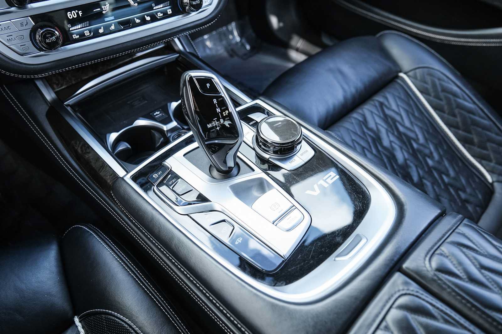 Used 2022 BMW M760i xDrive w/ Luxury Rear Seating Package AWD/4WD image 47