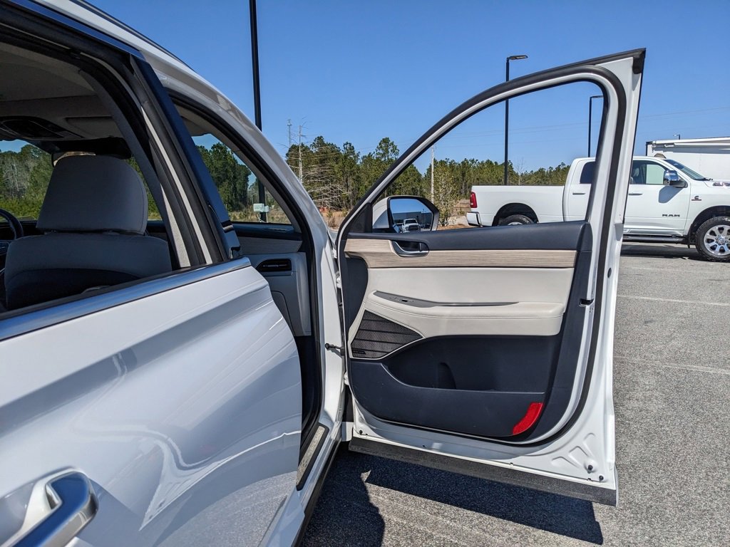 Used 2022 Hyundai Palisade Limited image 66