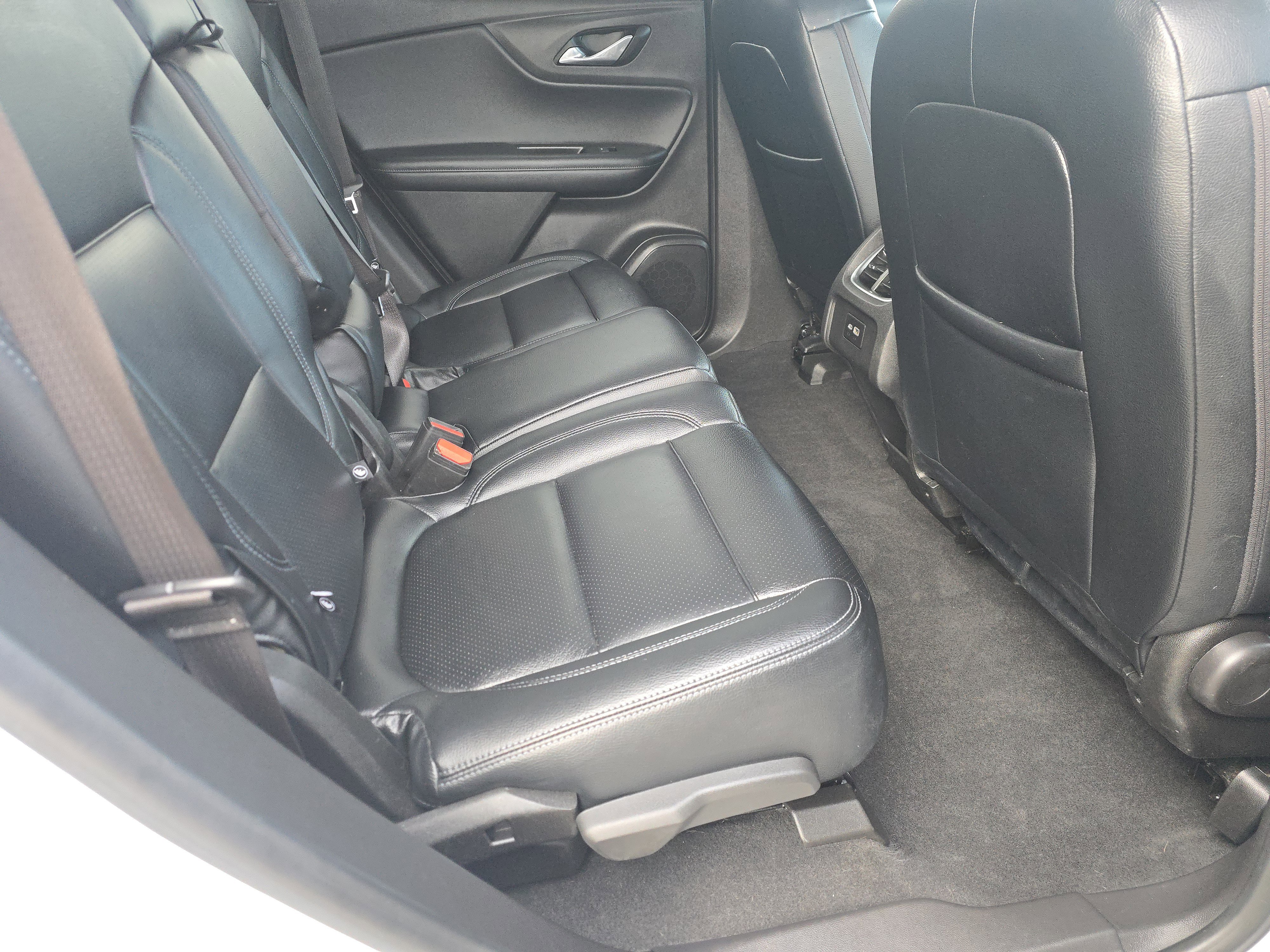 Used 2021 Chevrolet Blazer LT image 16