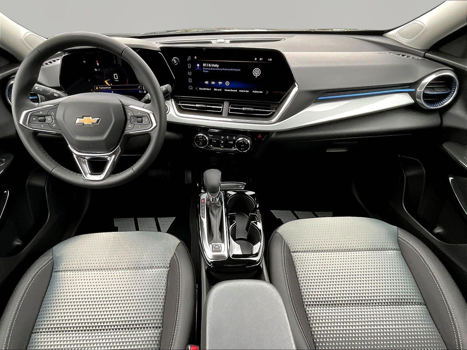 New 2026 Chevrolet Trax LT w/ LT Convenience Package FWD image 10