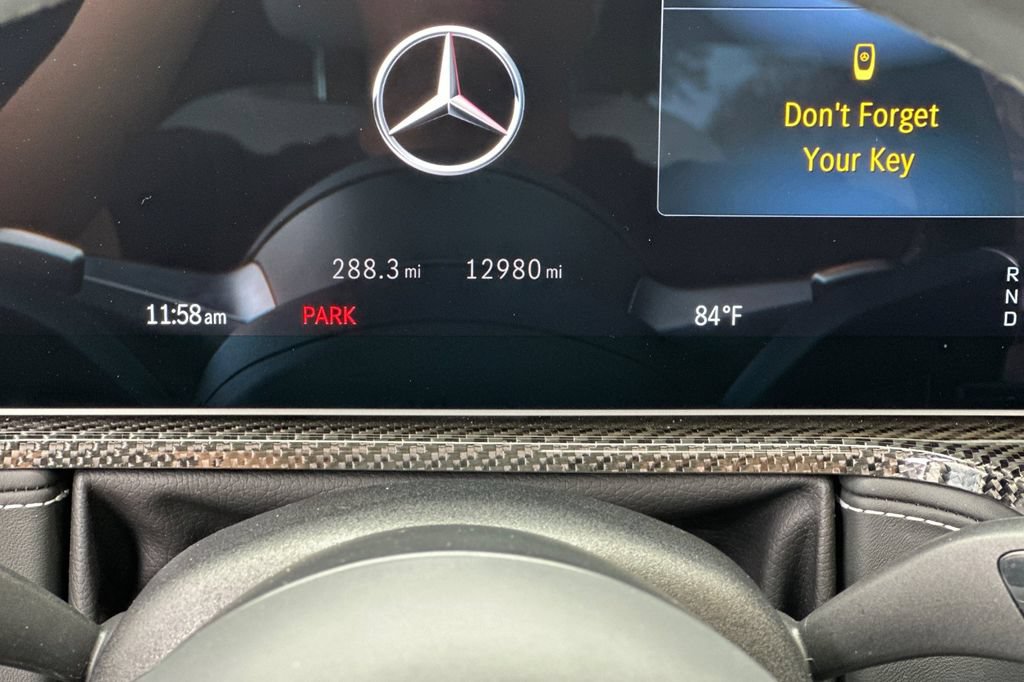 Used 2025 Mercedes-Benz G 63 AMG 4MATIC image 33