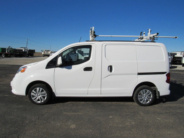 Used 2021 Nissan NV200 SV w/ Sliding Door Glass Package image 2