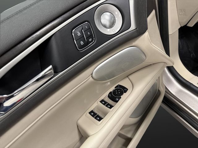 Used 2020 Lincoln MKZ Reserve w/ Luxury Package image 30