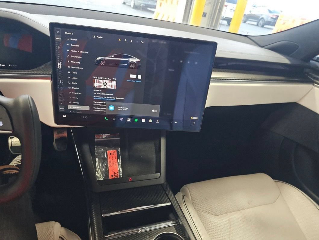 Used 2022 Tesla Model S Plaid AWD/4WD image 13