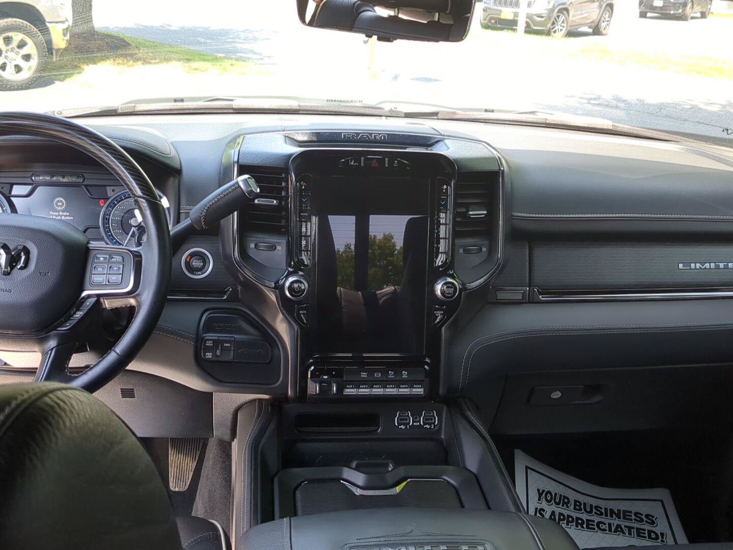 Used 2022 RAM 3500 Limited AWD/4WD image 18