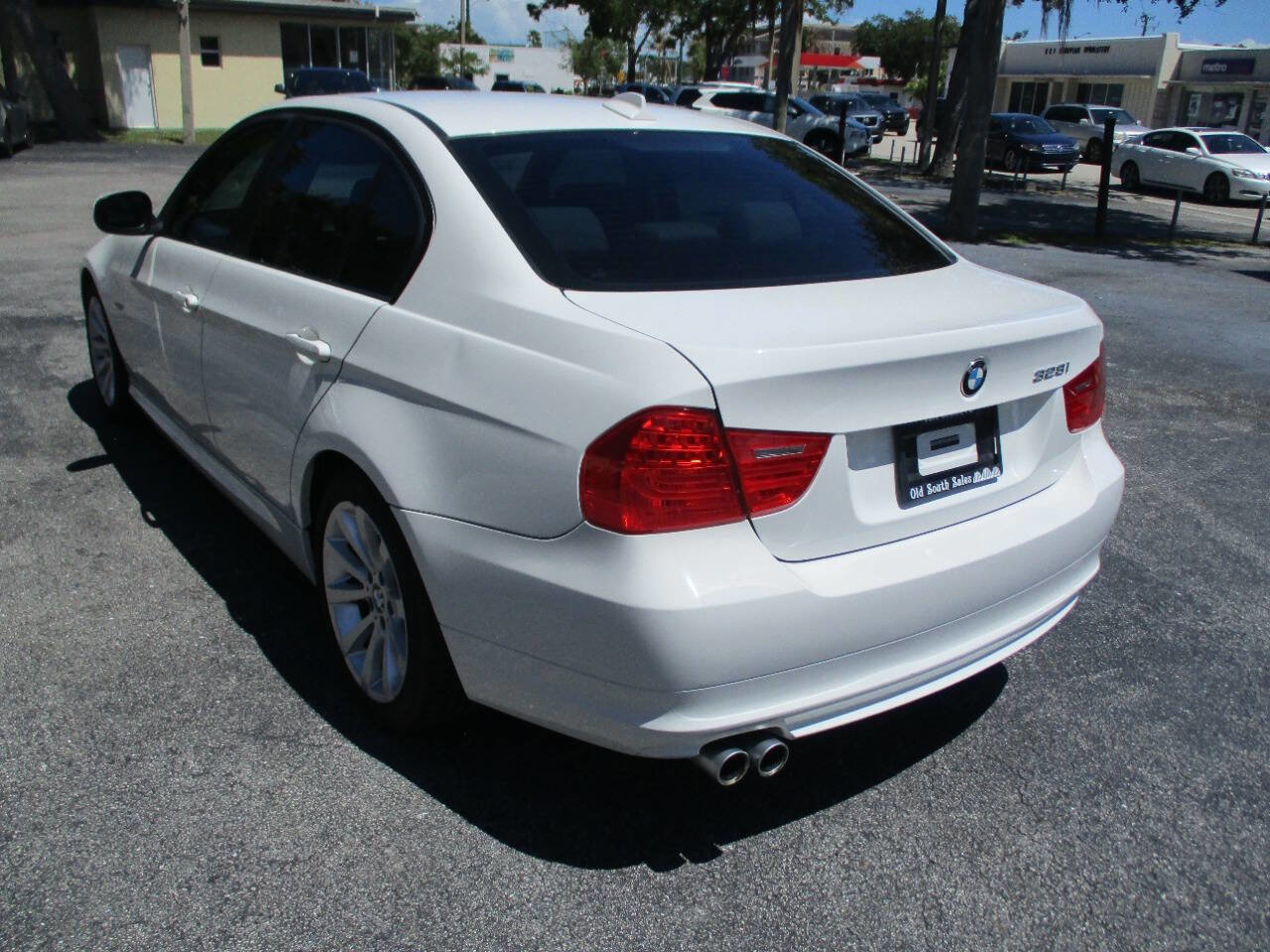 Used 2011 BMW 328i Sedan RWD image 7