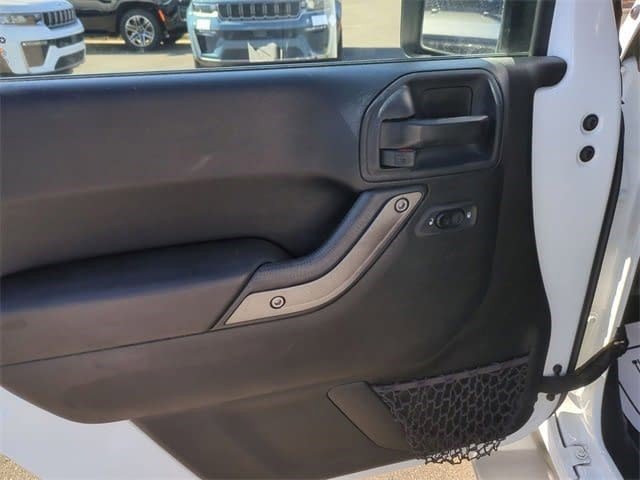 Used 2018 Jeep Wrangler Unlimited Sport S image 14