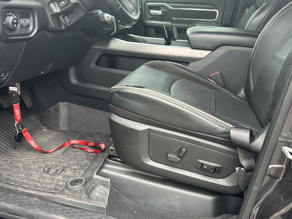 Used 2023 RAM 2500 Laramie w/ Night Edition AWD/4WD image 7