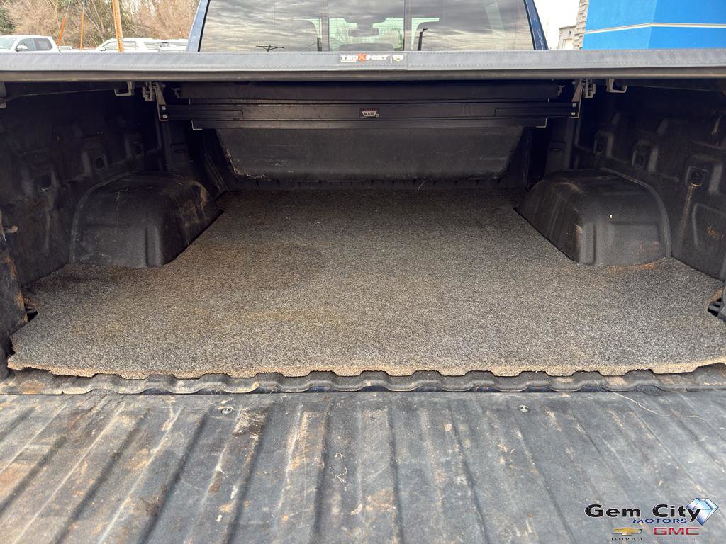 Used 2022 Chevrolet Silverado 1500 High Country w/ Safety Package II image 9