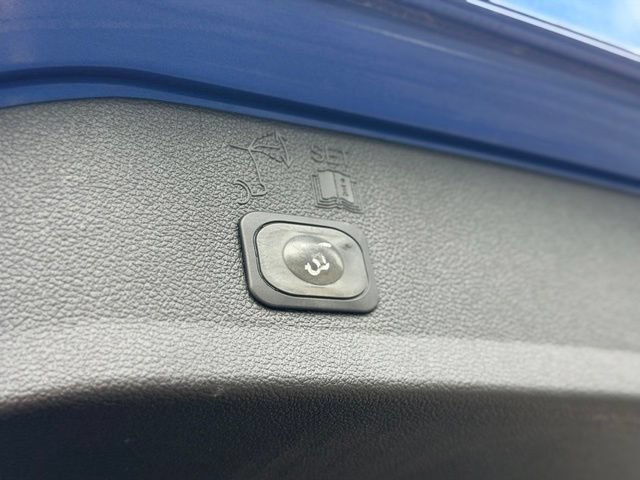 Used 2017 Ford Escape Titanium AWD/4WD image 25