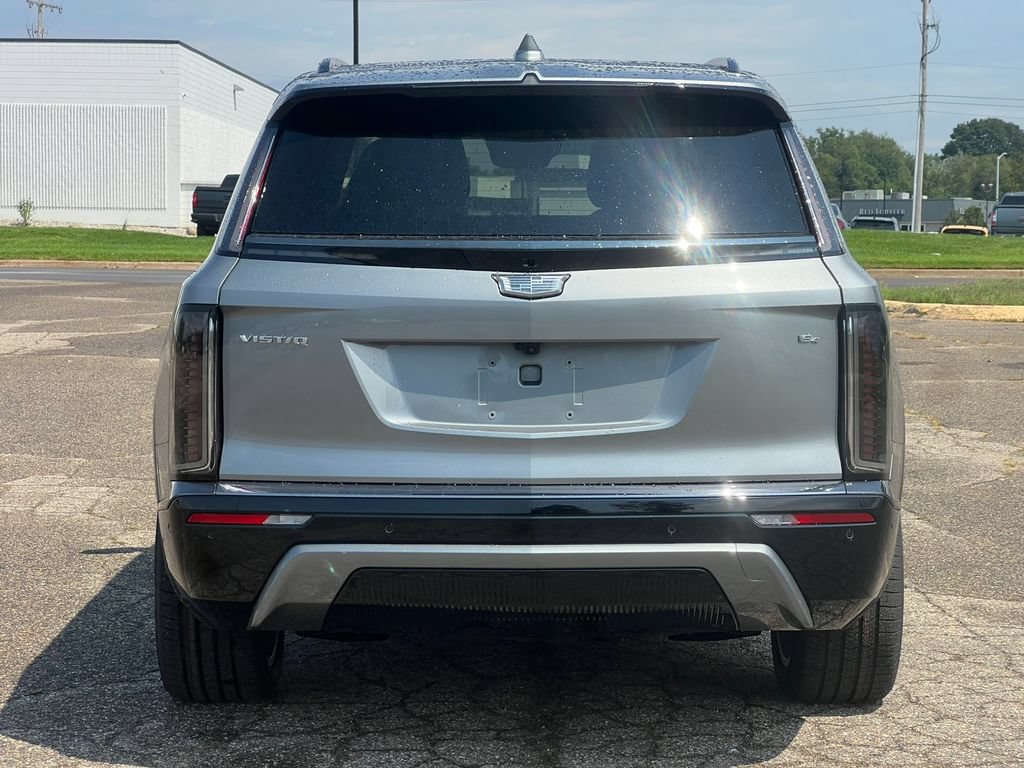 New 2027 Cadillac Vistiq Sport w/ LPO, Floor Liner Package AWD/4WD image 41