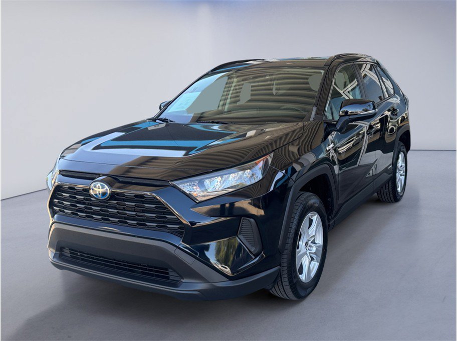 Used 2019 Toyota RAV4 LE w/ Carpet Mat Package