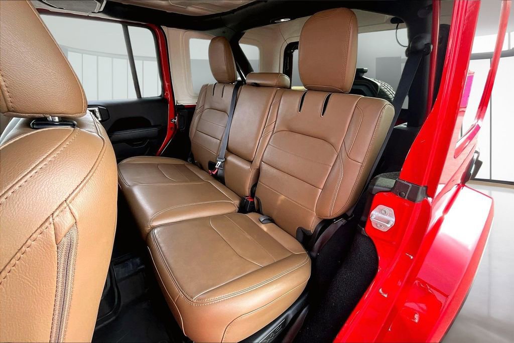 Used 2023 Jeep Wrangler Unlimited Sahara image 26