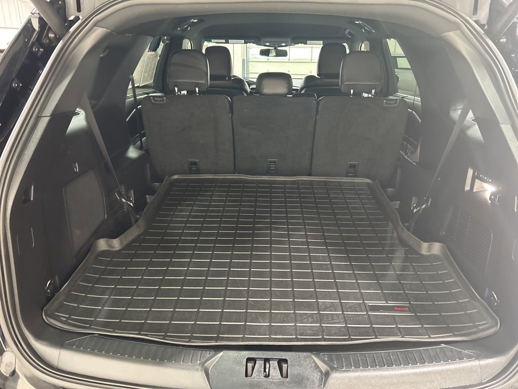 Used 2020 Ford Explorer ST w/ Premium Technology Package image 32