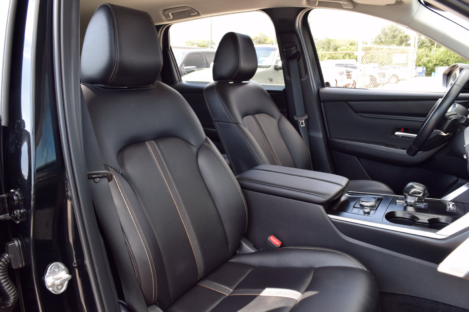 Used 2024 MAZDA CX-90 3.3 Turbo w/ Select Package AWD/4WD image 23