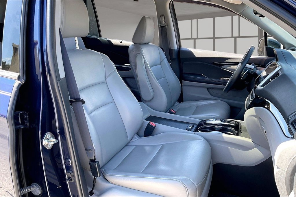 Used 2017 Honda Pilot Touring image 28