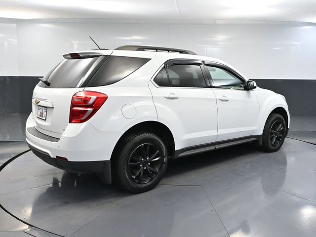 Used 2017 Chevrolet Equinox LT w/ Convenience Package image 4