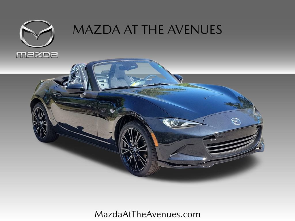New 2026 MAZDA MX-5 Miata Club w/ Interior Package RWD image 4