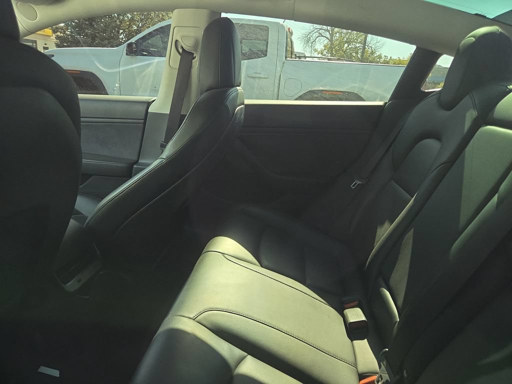 Used 2018 Tesla Model 3 Mid Range RWD image 6