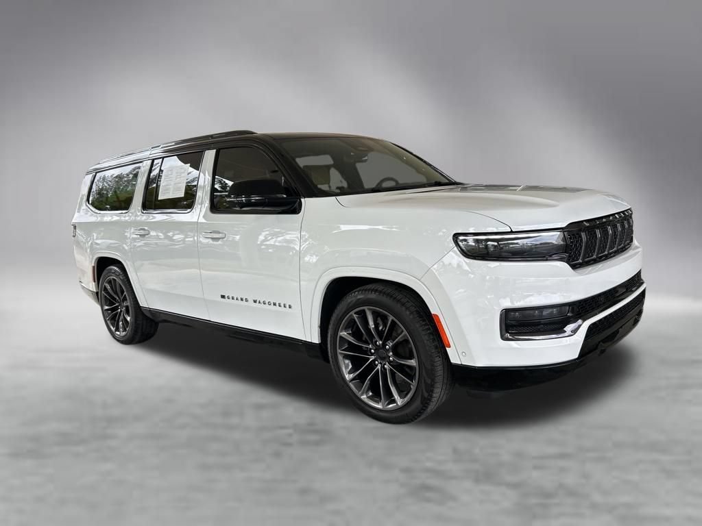 Used 2025 Jeep Grand Wagoneer L Series III w/ Rear Seat Video Group 1 AWD/4WD image 2
