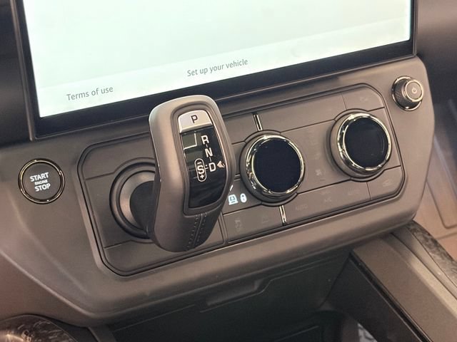 New 2026 Land Rover Defender 110 OCTA AWD/4WD image 8