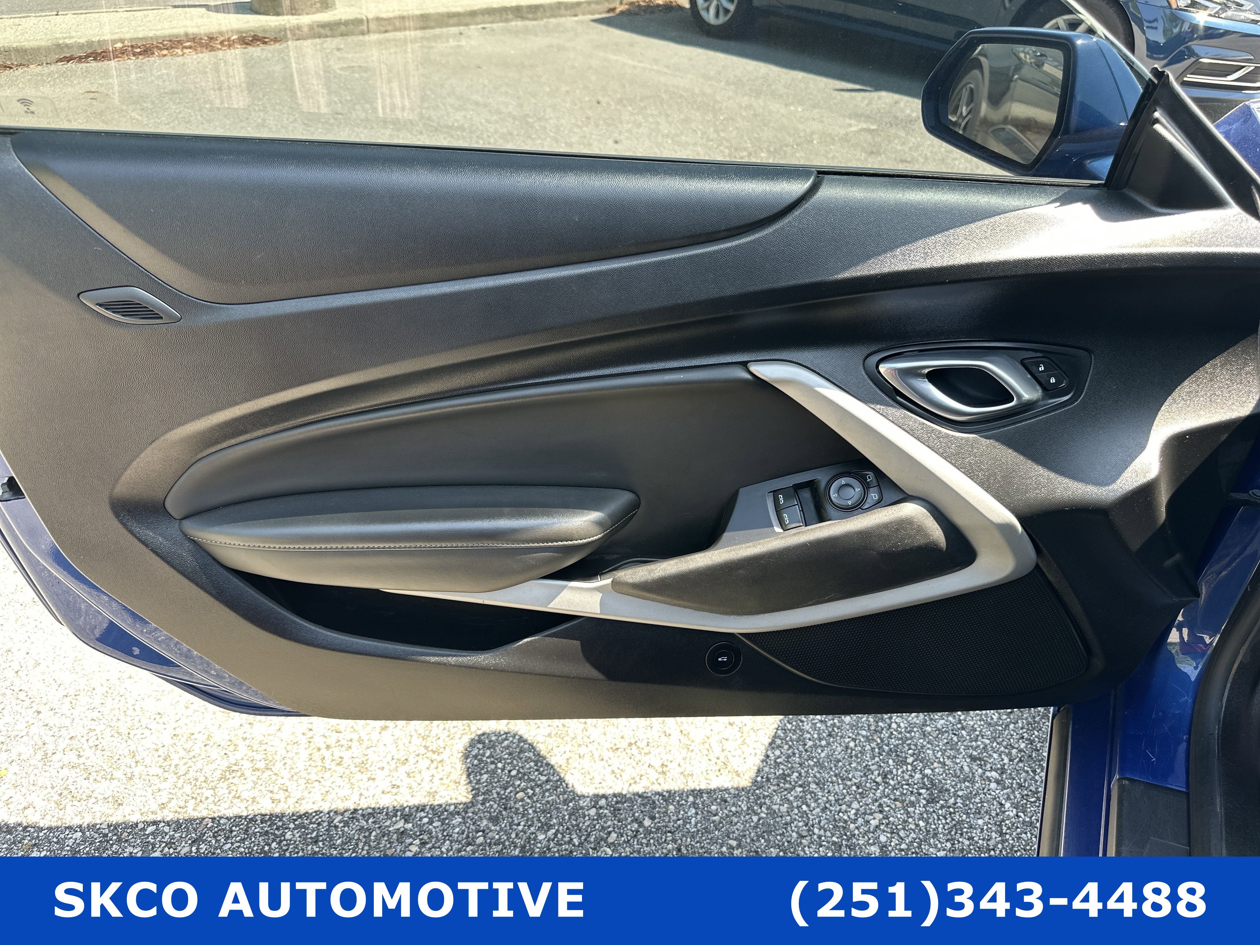 Used 2021 Chevrolet Camaro LT RWD image 12