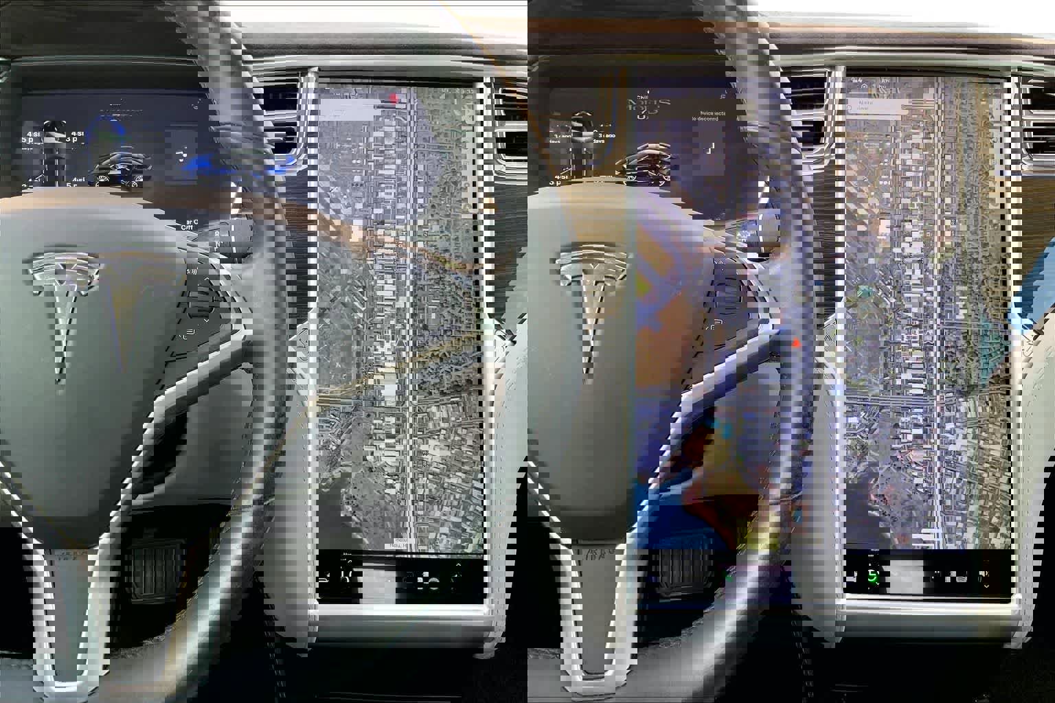 Used 2015 Tesla Model S 70D AWD/4WD image 26