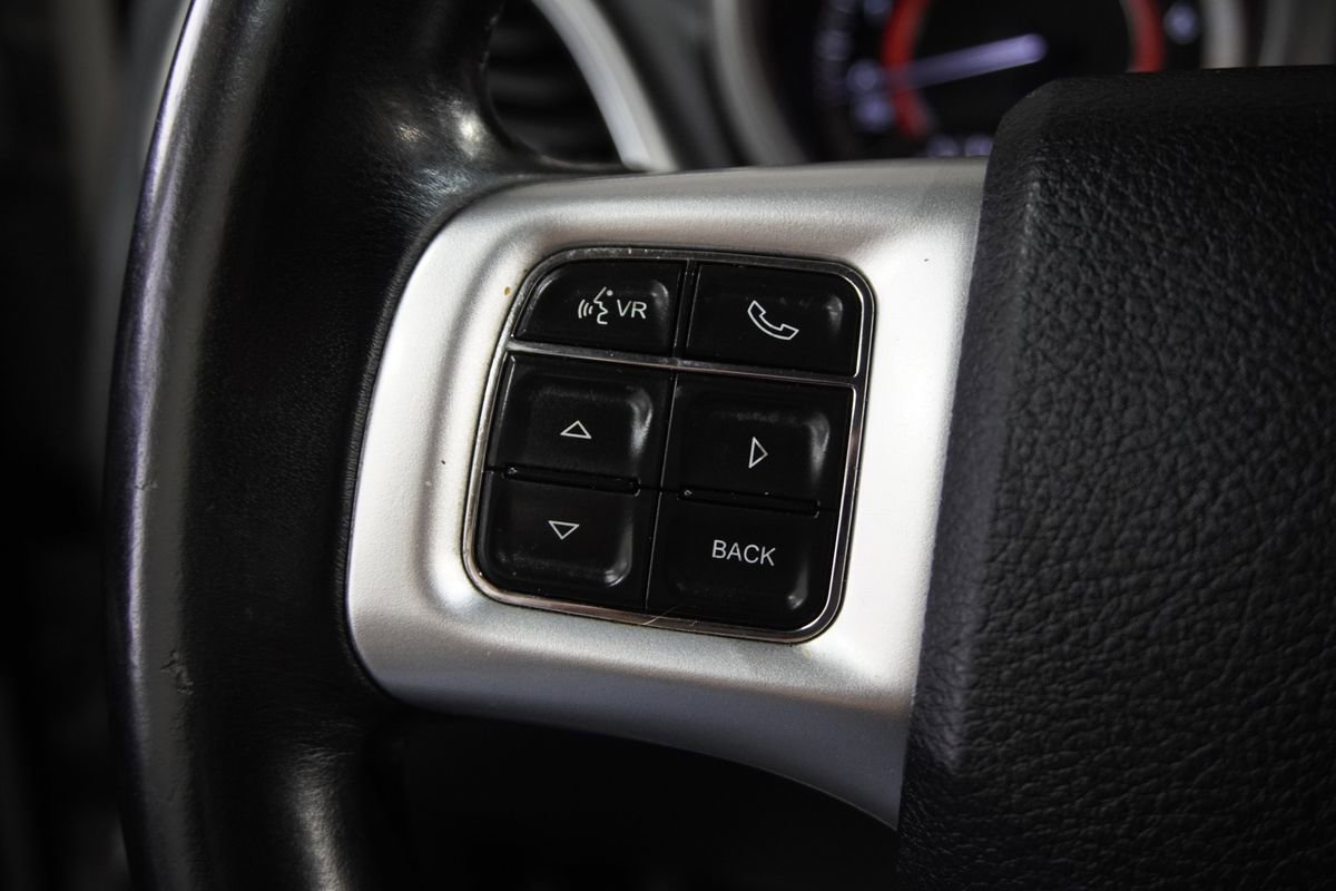 Used 2016 Dodge Journey Crossroad FWD image 16