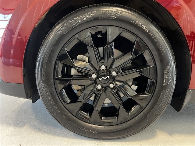 Used 2024 Kia Carnival SX Prestige image 35