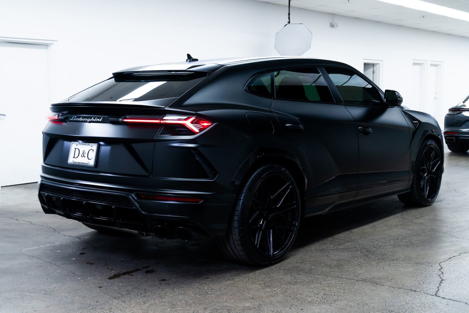 Used 2022 Lamborghini Urus image 6