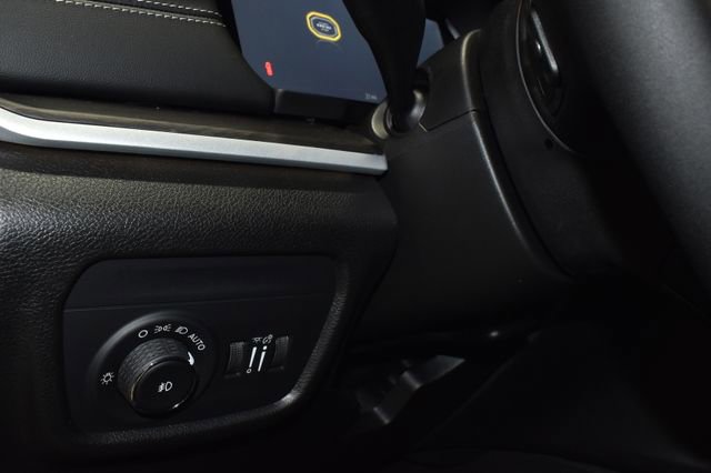 New 2026 Jeep Grand Cherokee Limited w/ Trailer Tow Package image 26