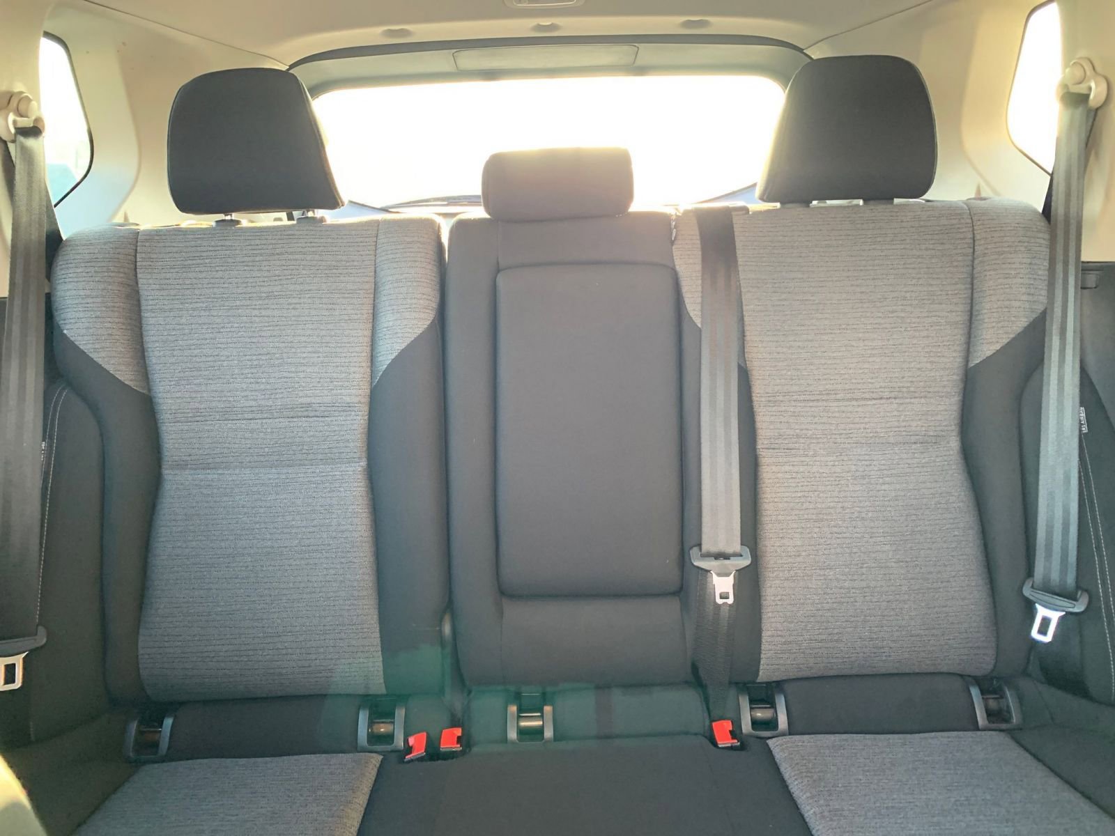 Used 2023 Nissan Rogue SV image 38