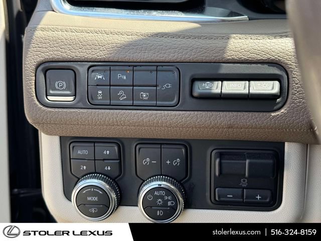 Used 2022 GMC Yukon Denali w/ Advanced Technology Package AWD/4WD image 25