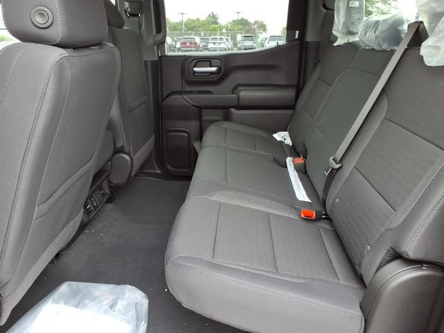New 2026 Chevrolet Silverado 1500 Custom w/ Turbomax Blackout Package AWD/4WD image 9