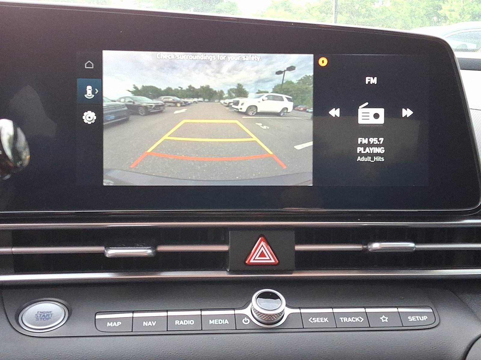 Used 2023 Hyundai Elantra SEL w/ Convenience Package FWD image 22