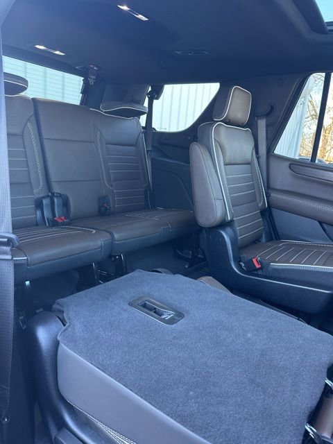 Used 2025 GMC Yukon Denali Ultimate w/ LPO, Floor Liner Package image 53
