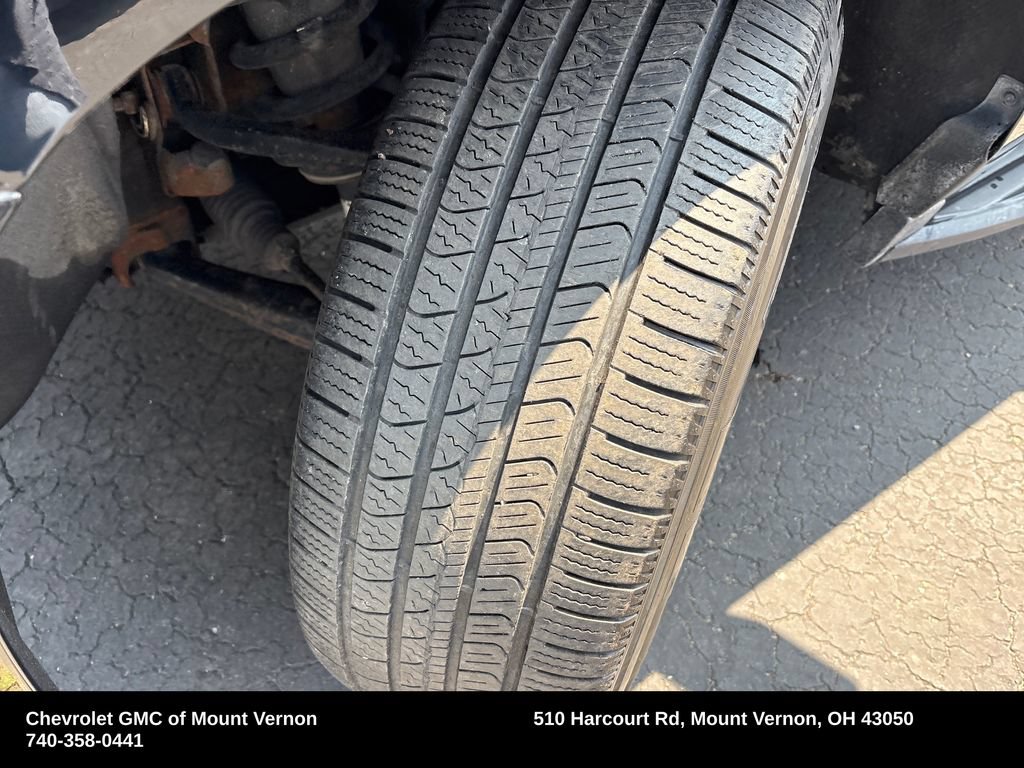Used 2019 Chevrolet Suburban LT AWD/4WD image 29