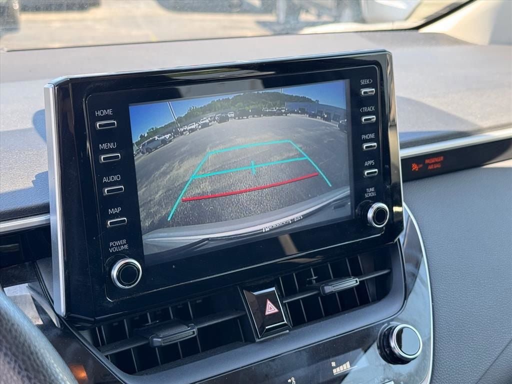 Used 2020 Toyota Corolla LE FWD image 27